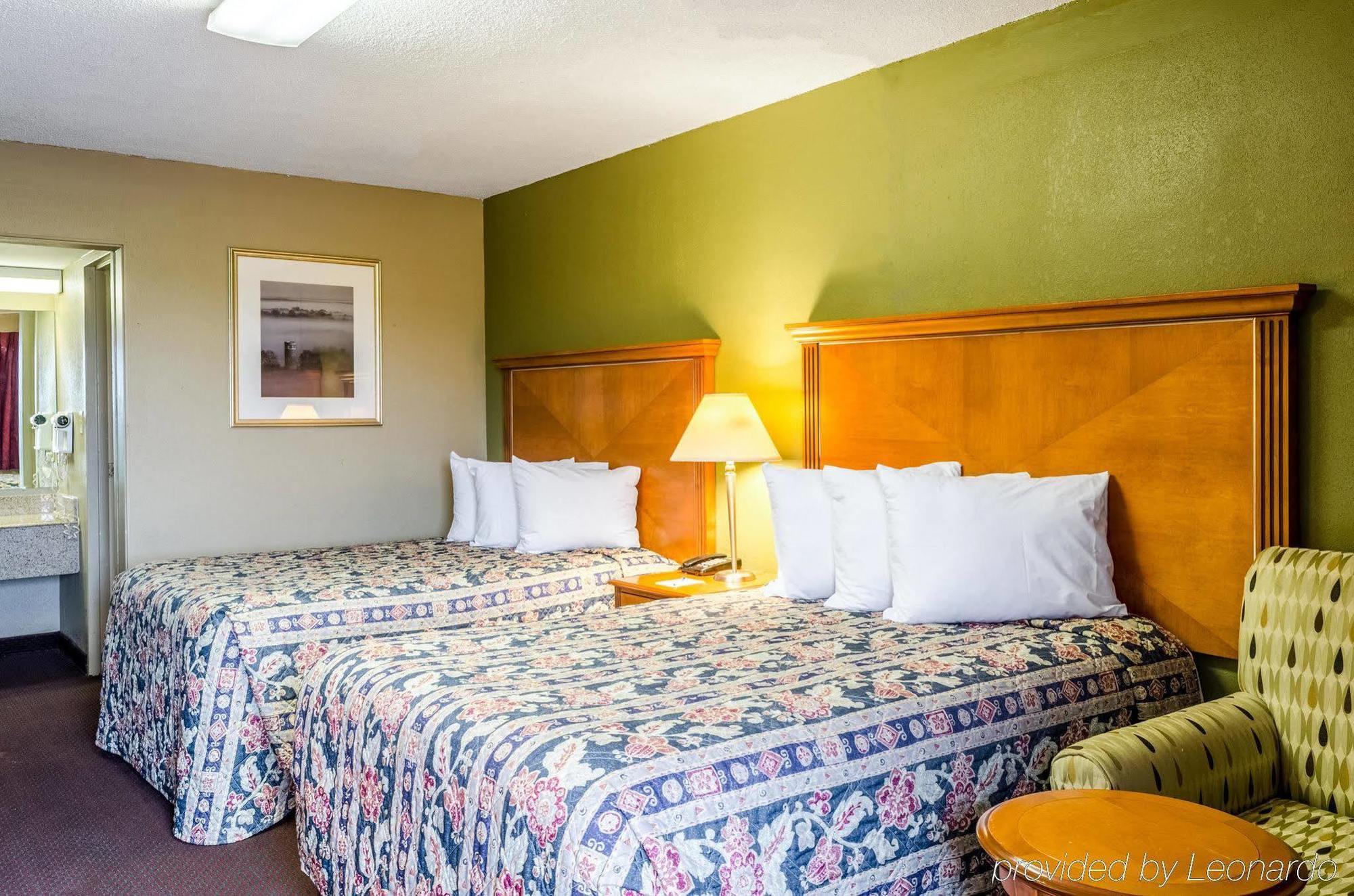 Rodeway Inn Indianola Esterno foto