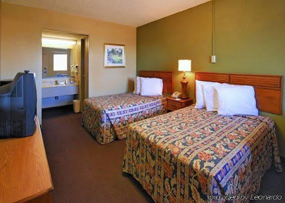 Rodeway Inn Indianola Esterno foto